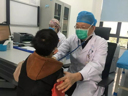 線上便捷問診，線下安心看牙 口腔診療服務(wù)的雙重保障